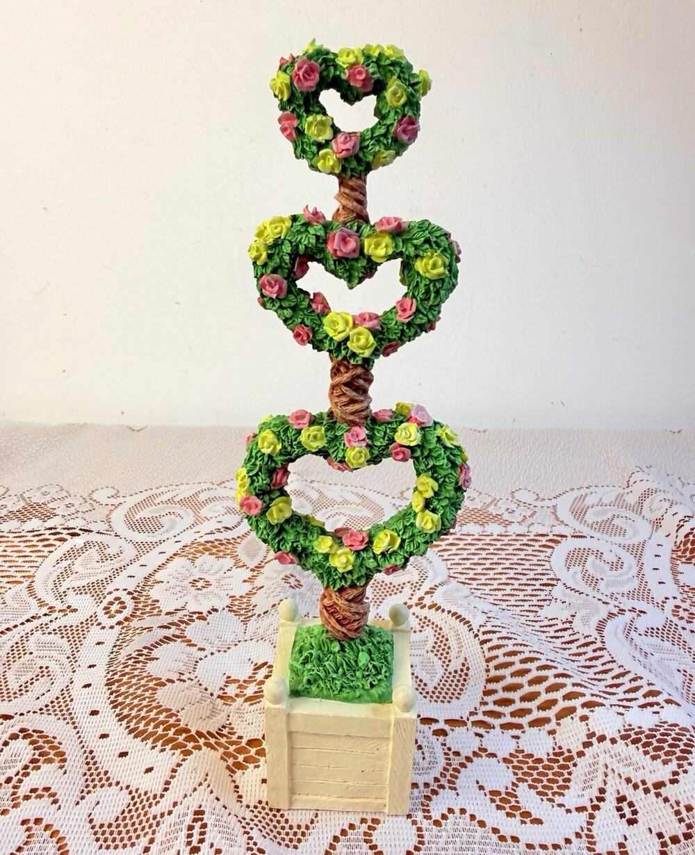 Dept 56 Snow bunnies Triple Heart Floral Topiary Tree Resin 10 in Square Pot